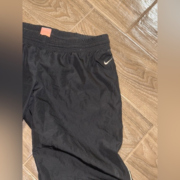 NIKE THE ATHLETIC DEPT. WOMEN'S LINED BLACK TRACKPANTS SIZE L ELASTIC WAIST - Picture 10 of 13